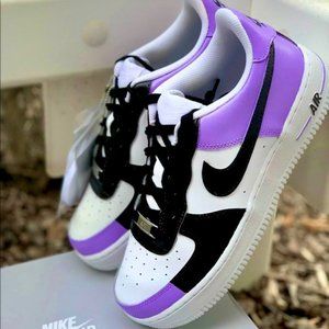 Nike Air Force 1